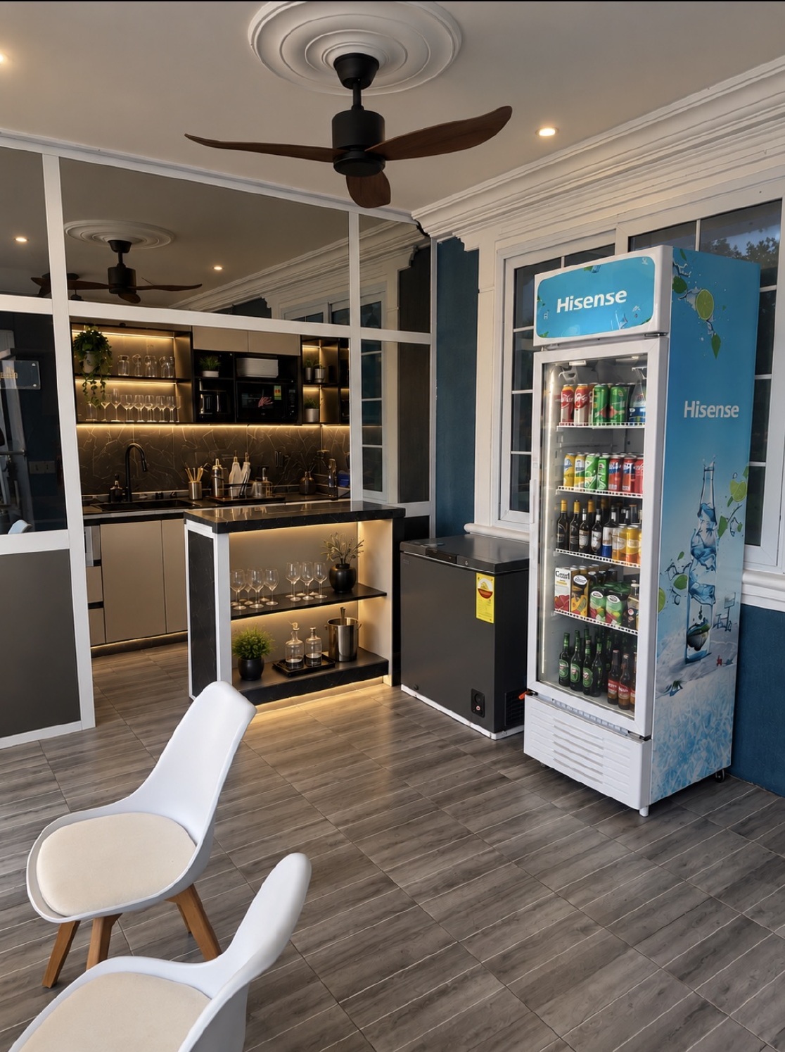 Hotel Bar